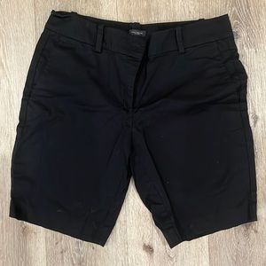 Black shorts with zipper and pockets